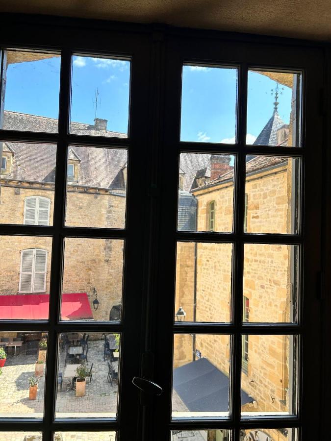 Le Balconnet Daire Sarlat-la-Canéda Dış mekan fotoğraf